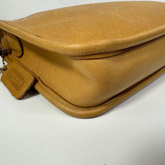 COACH Basic Bag #9455 Tan Leather Vintage 1970s Zippered Clutch Shoulder Bag - Picture 11 of 16